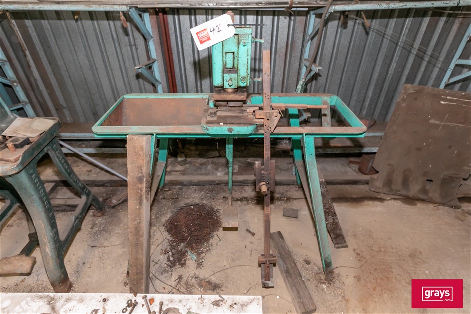 Manual Foot Press