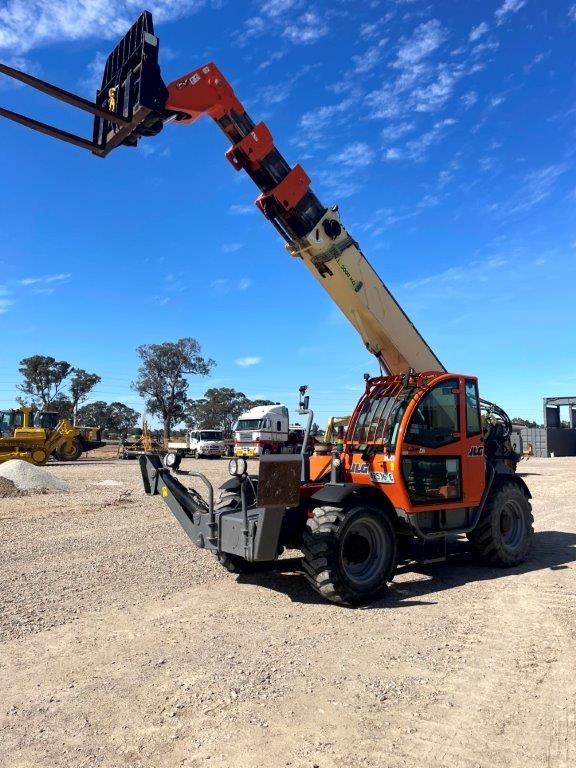 August 2011 JLG 4017PS Telehandler 