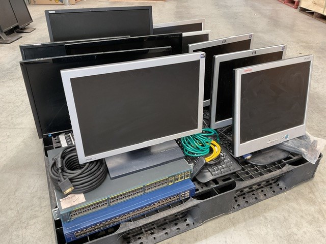 Pallet of Monitors and IT Gear Auction (0003-9055110) | Grays Australia