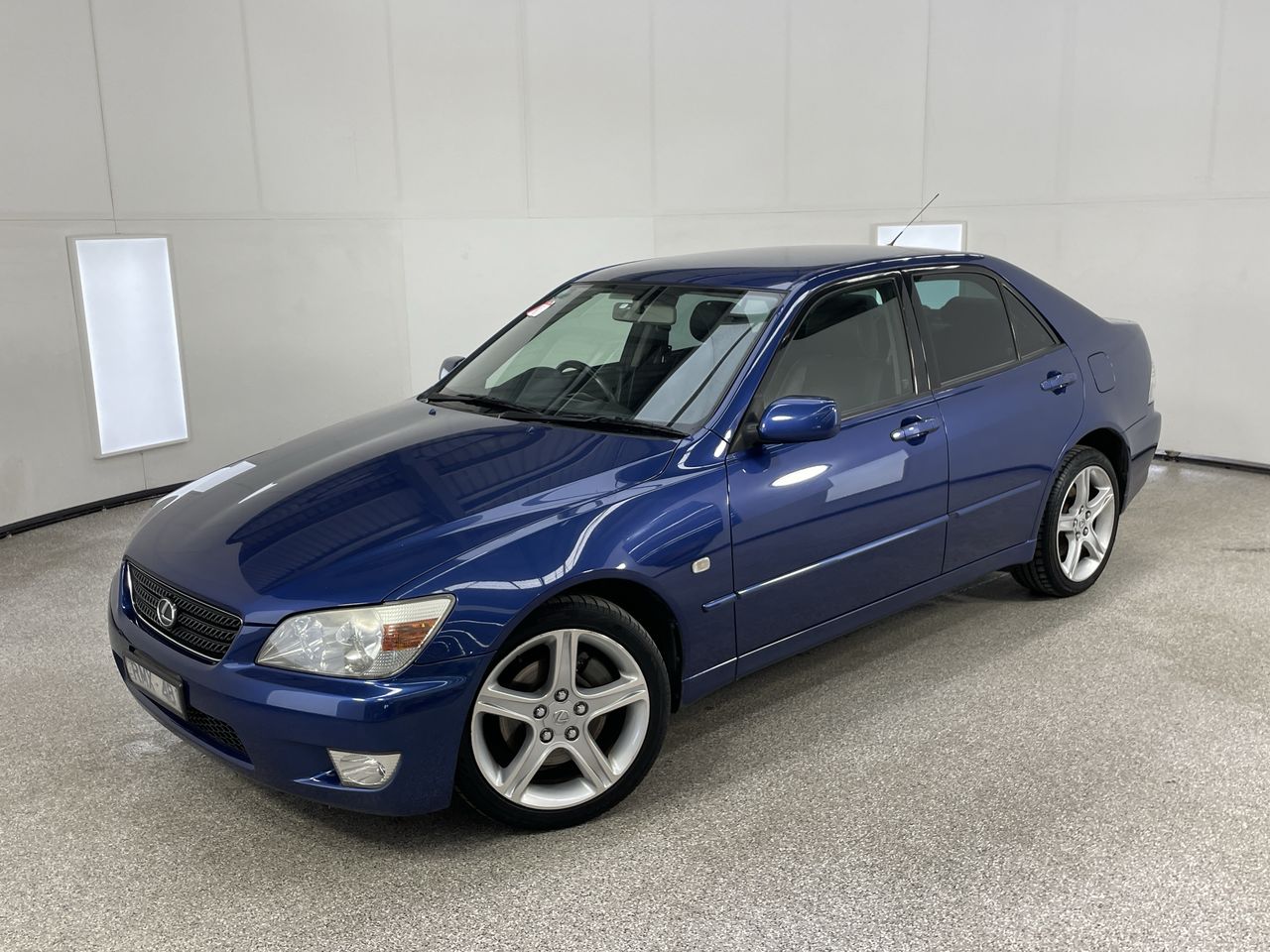 2002 Lexus IS200 Sports Luxury Manual Sedan