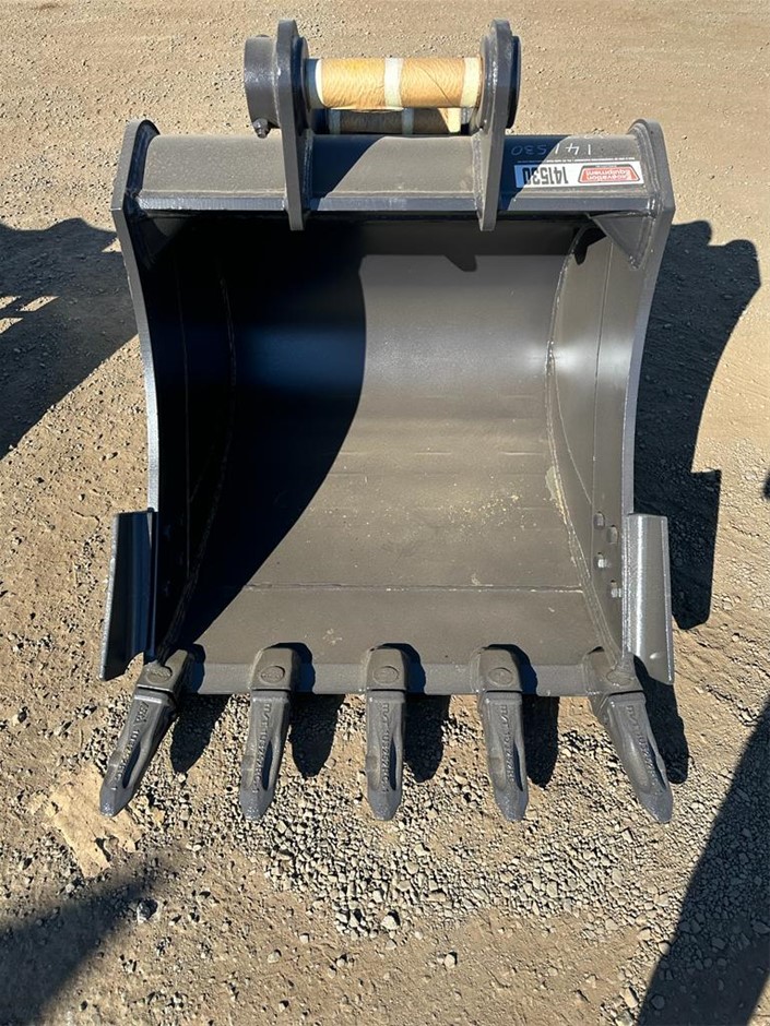 900mm GP/Digging Bucket to Suit 10-17T Excavator (Unused)