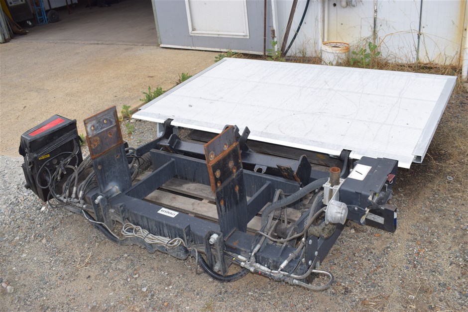 Truck Hydraulic Tail Lifts, Truck Engine