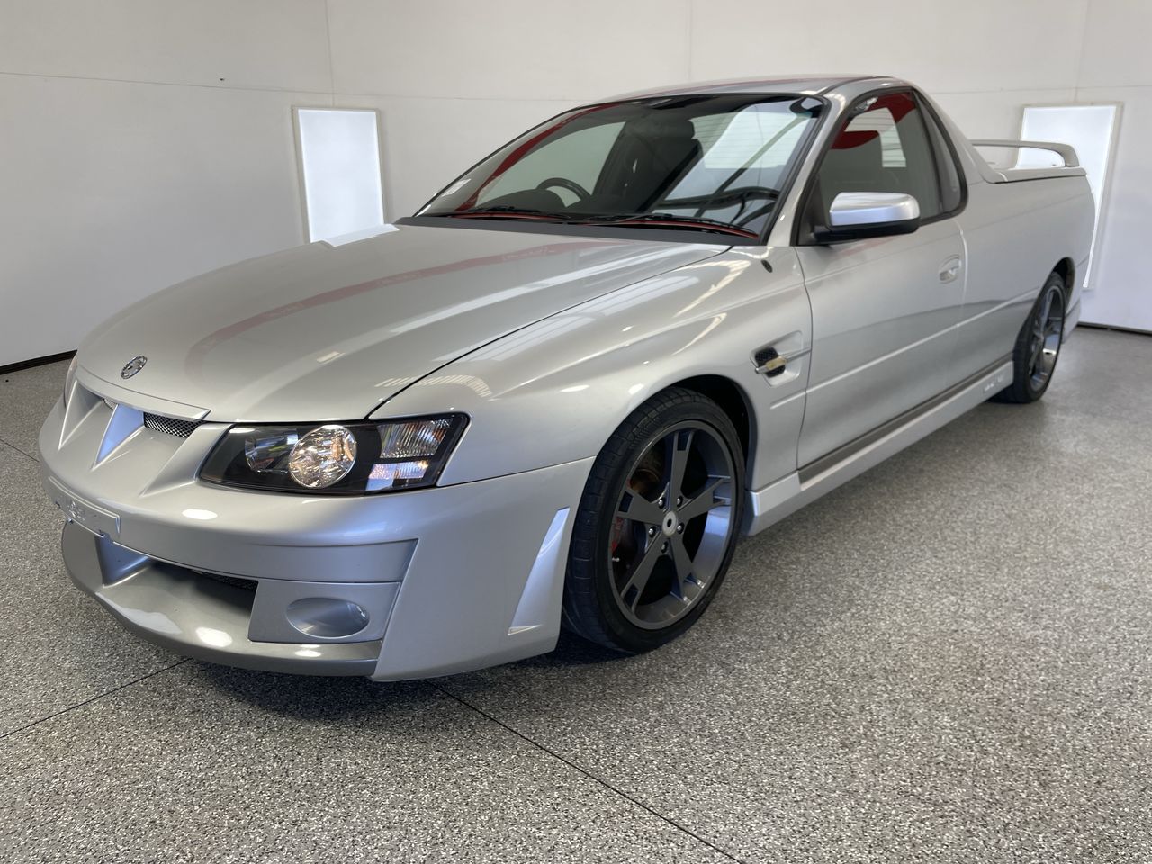 2003 HSV Maloo R8 VY series 2 Manual Ute (build 172) 