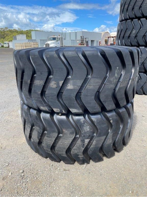 Quantity of 2 29.5-25 Earthmoving Tyres (Unused)