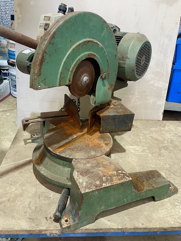 Excavators, Trucks + Tools and Electrical Equipment’s Sale