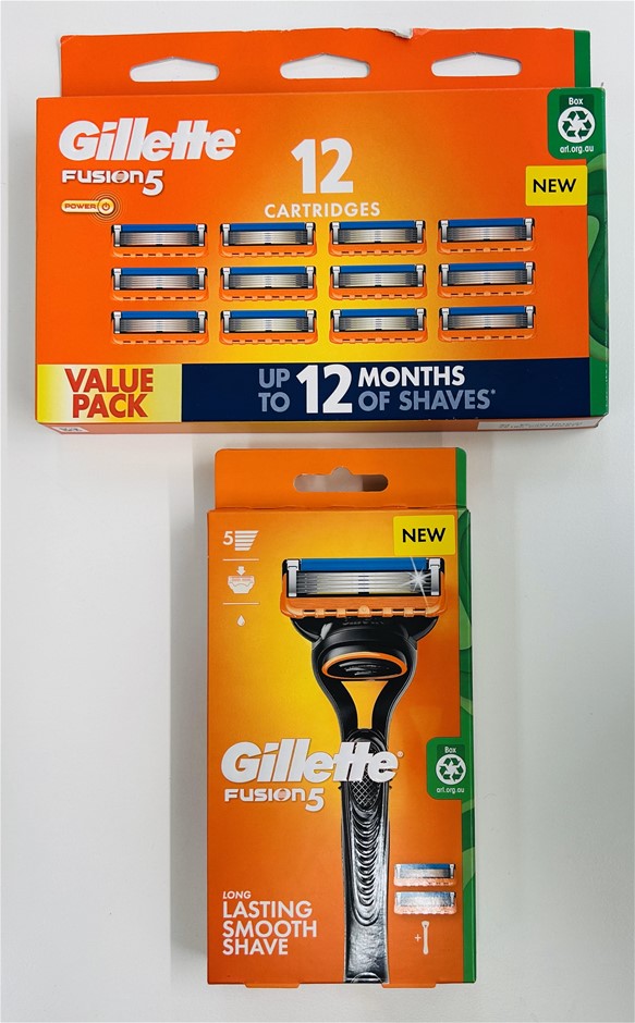 GILLETTE FUSION 5 Razer With 2 Cartridges & VALUE 12 Cartridge Pack ...
