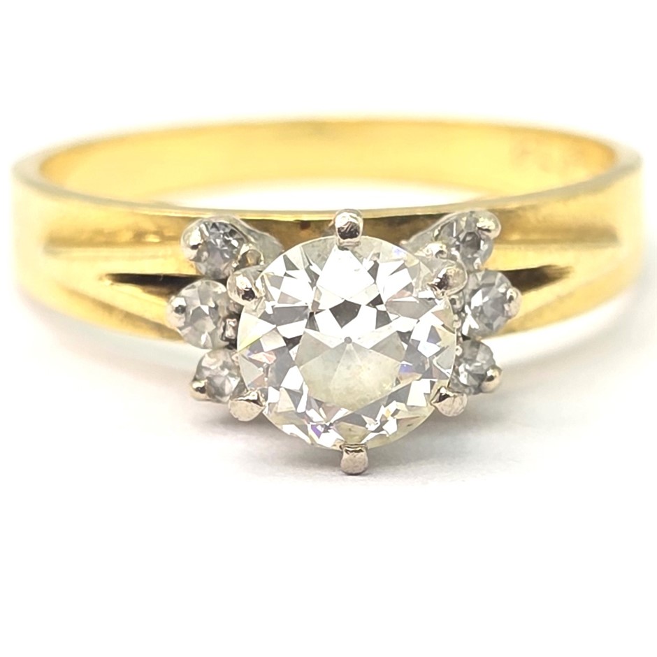 No Reserve 18ct Two-Tone Gold & 0.88ct Diamond