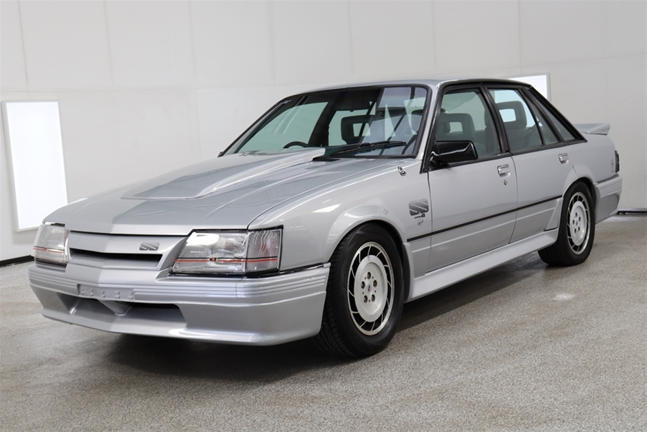 VIC Classic Car  - unreserved