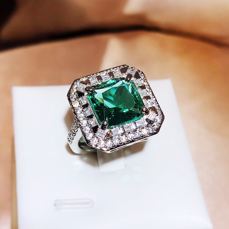 Elegant 18K Triple White Gold plated Lab Simulated Emerald resizable Ring