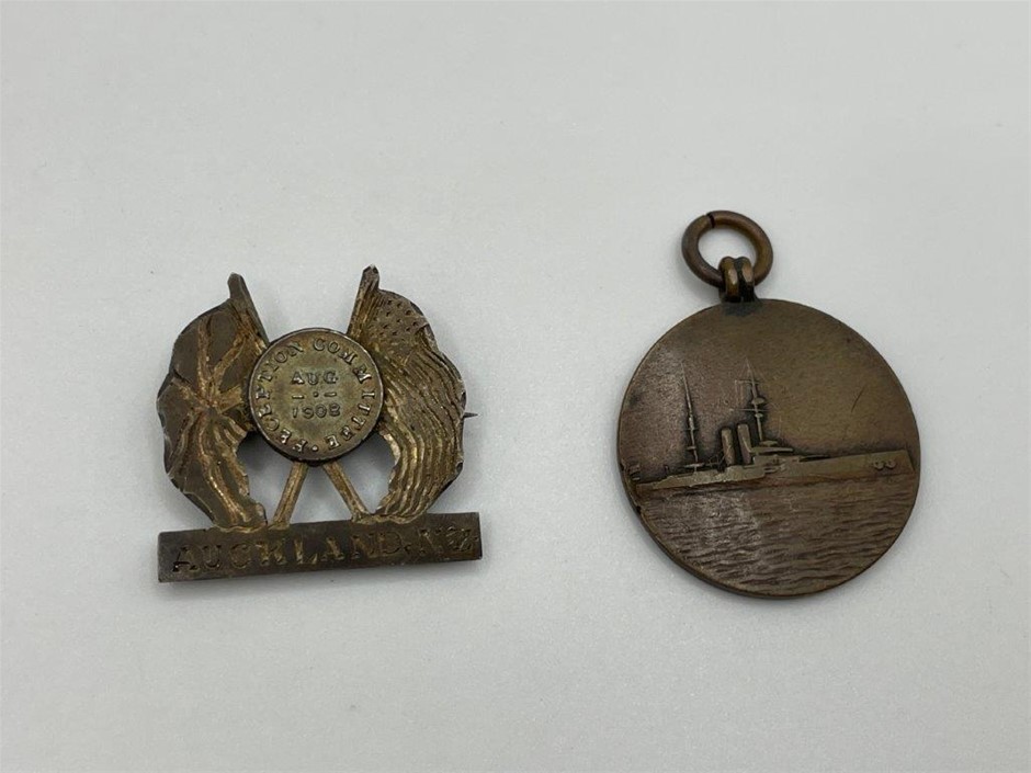 2 x H.M.S. NZ Bronze medal & Visit of USA Fleet, Auckland 1908 silver pin