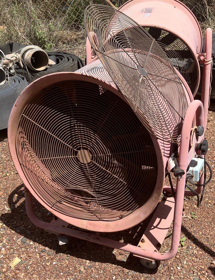 3x Fans 600mm, Orbital Sander Pneumatic, Skid Base. (Gladstone)