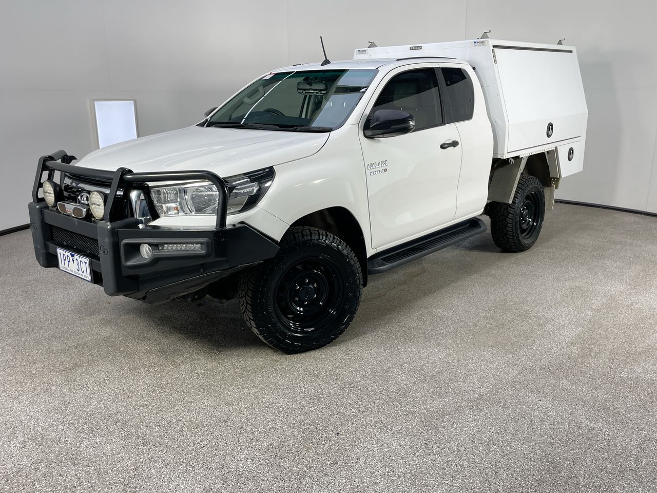 2019 Toyota Hilux 4x4 SR GUN126R Turbo Diesel AT Extra Cab