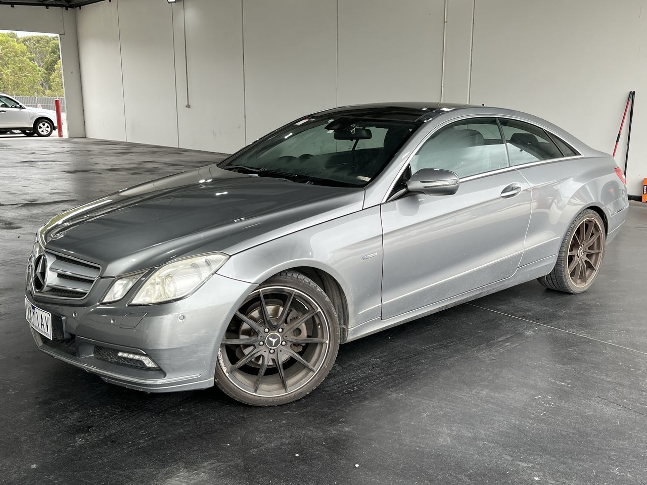 2009 Mercedes Benz E250 CGI ELEGANCE C207 Automatic Coupe