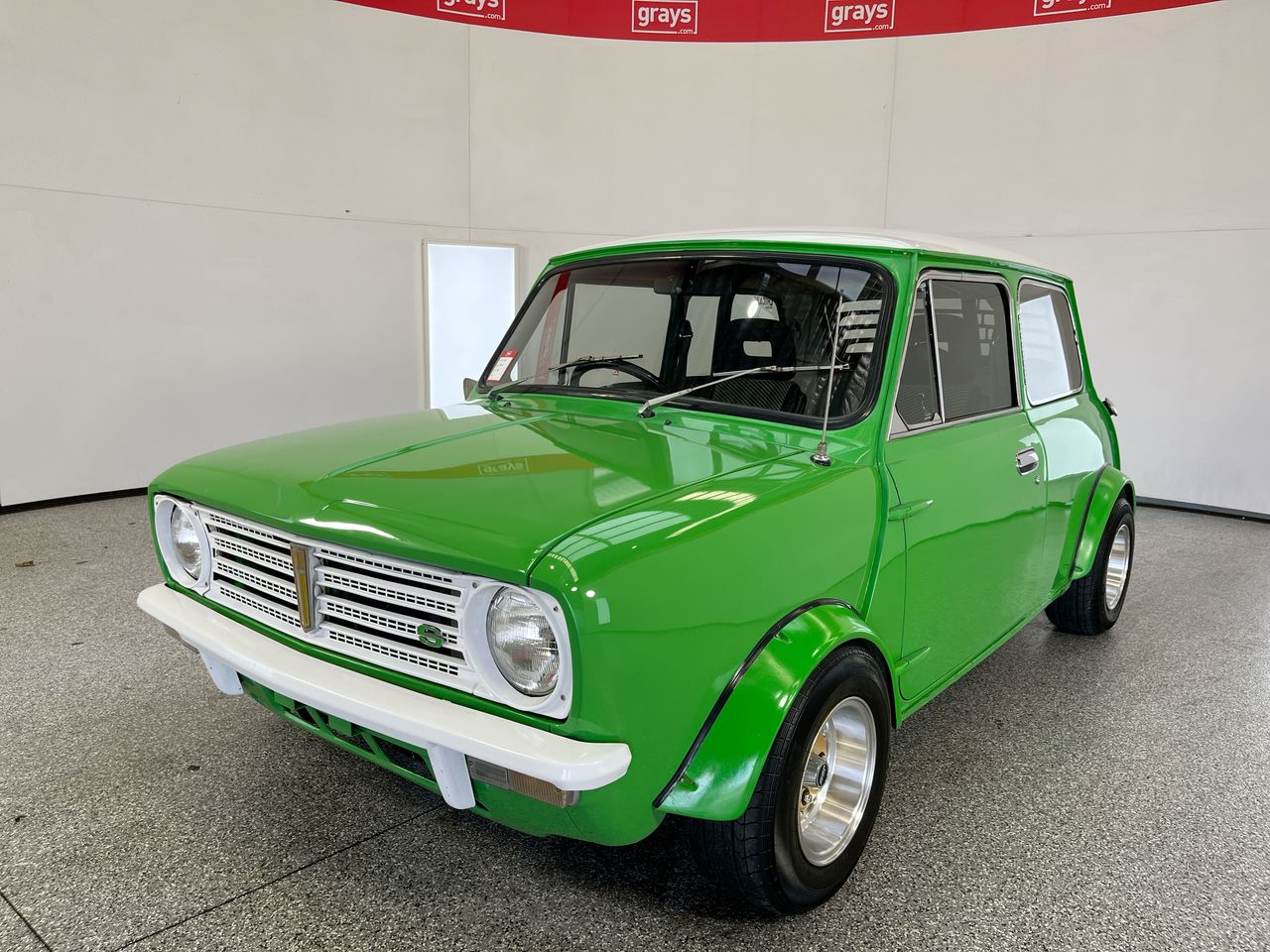 1976 Leyland Mini Manual Hatchback