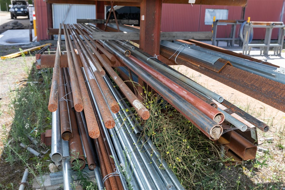 Contents Of 1 x Tier Rack Of 1 Side Of Metal Rack Auction (0104-5059069 ...