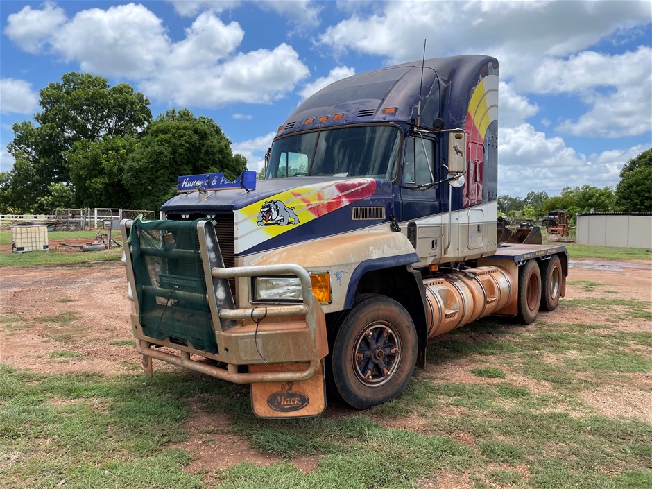 Katherine Partial Yard Clearance