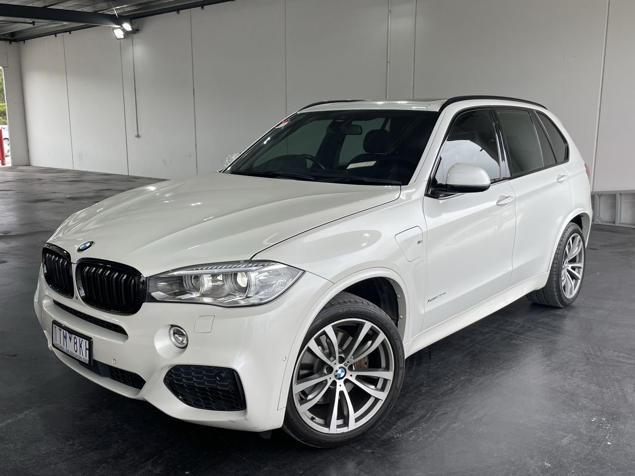 2016 BMW X5 xDrive 40e iPERFORM F15 Auto - 8 Speed Wagon
