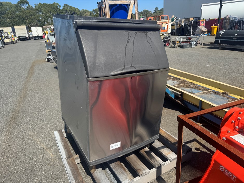 <p>Stainless Steel Ice Storage Machine</p>