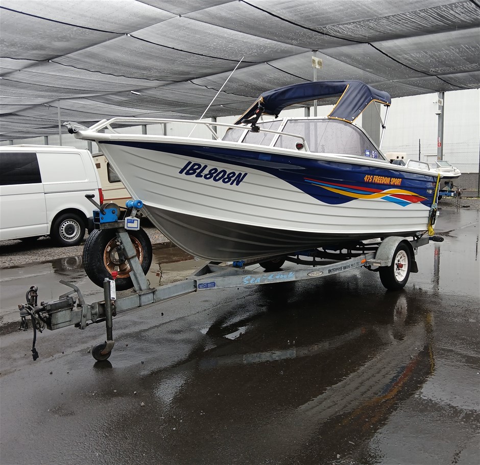 2005 Quintrex 475 Freedom Sports Bowrider