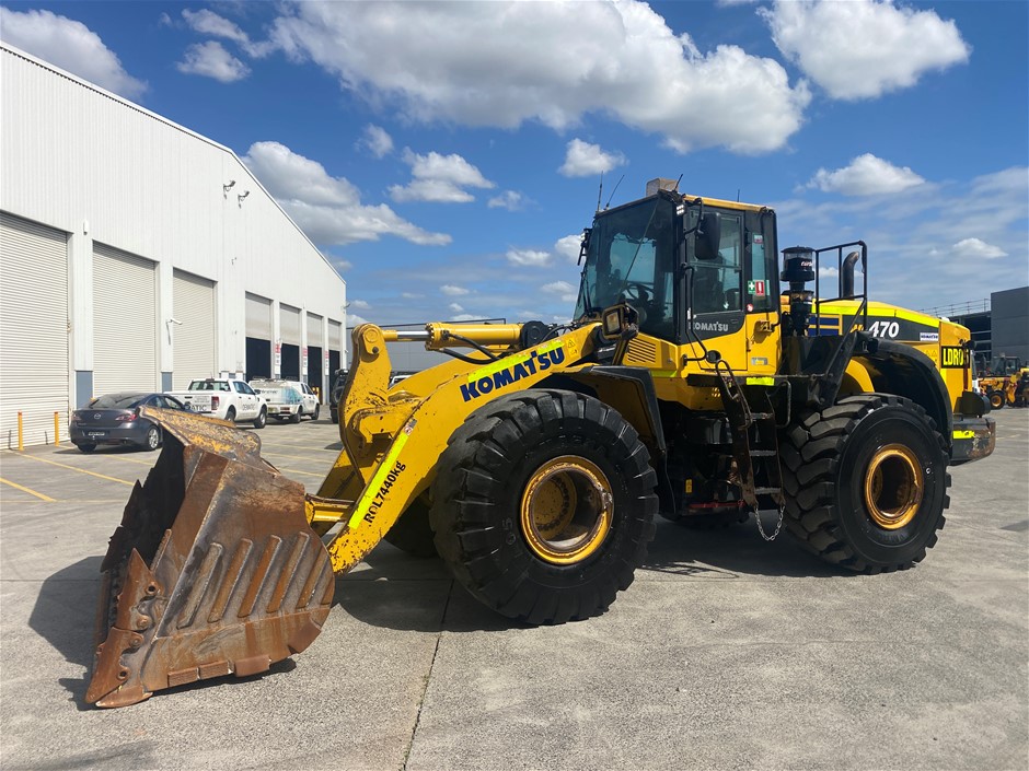 Komatsu Wheel Loaders, Bobcat, Tilt Tray, Plant & Equipment