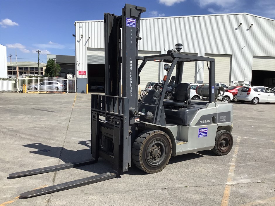 Nissan Counter Balance Forklift & Crown Walkie Stacker