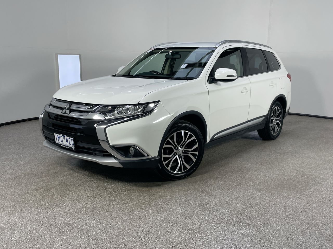 2017 Mitsubishi Outlander LS 2WD SAFETY PACK ZK CVT Wagon