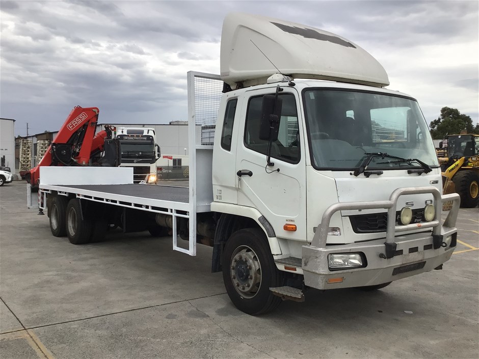2011 Mitsubishi FN600 6 x 2 Tray Body Truck with Crane WOVR