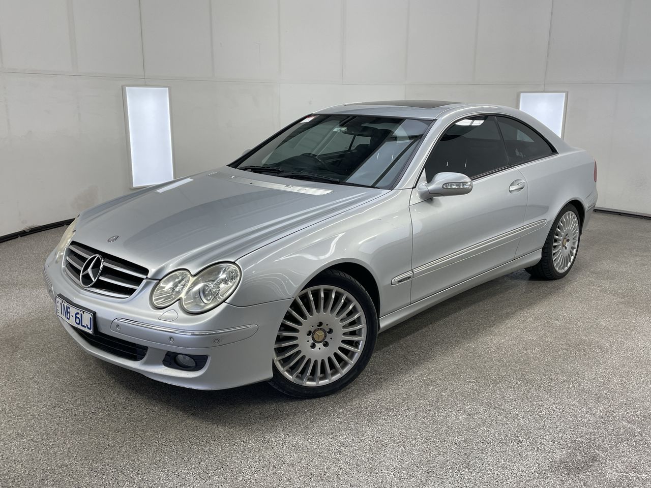 2005 Mercedes Benz CLK350 Avantgarde C209 Automatic Coupe