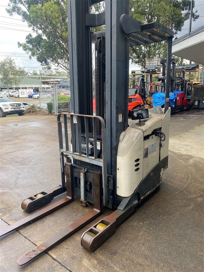 Ride On Reach Forklifts