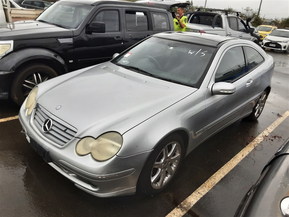 2001 Mercedes Benz C200 Kompressor CL203 Automatic Coupe