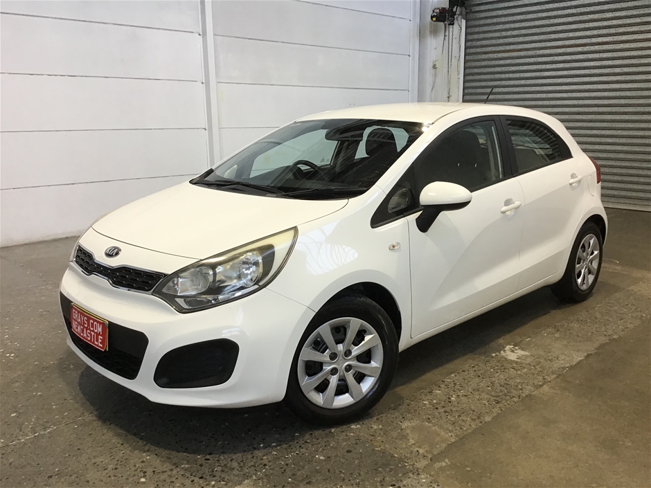 2014 Kia Rio S UB Manual Hatchback