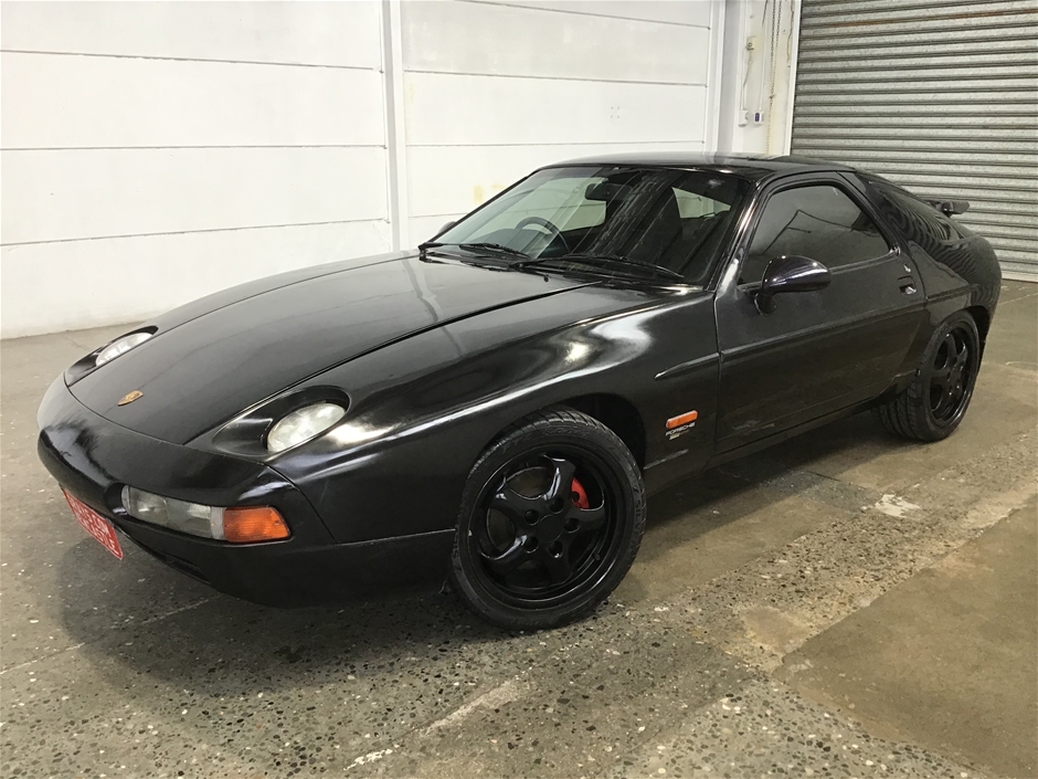 1980 PORSCHE 928-S Automatic Hatch