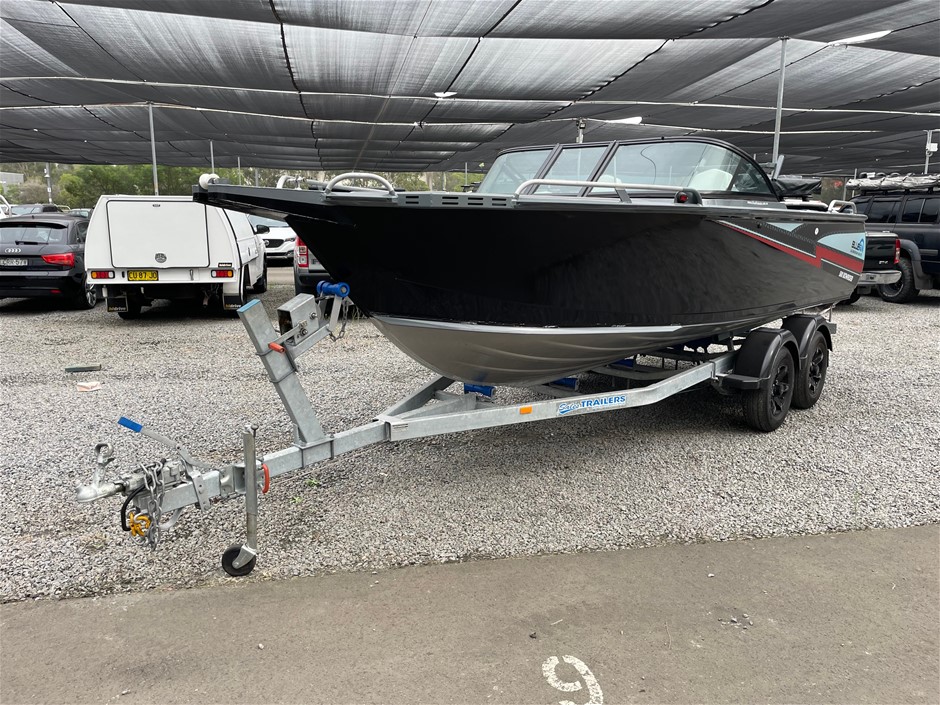 2023 Bluefin 580 Bowrider