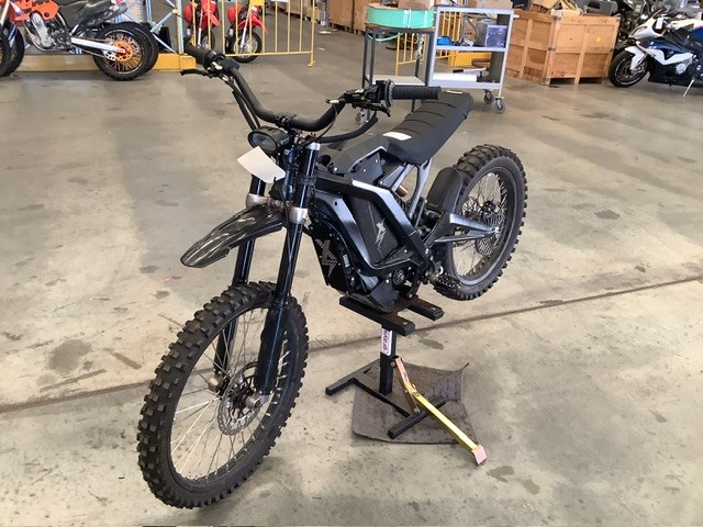 <p>000 Surron Light Bee Motorcycle</p>