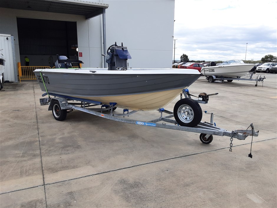 Cairns Custom Craft Centre Console