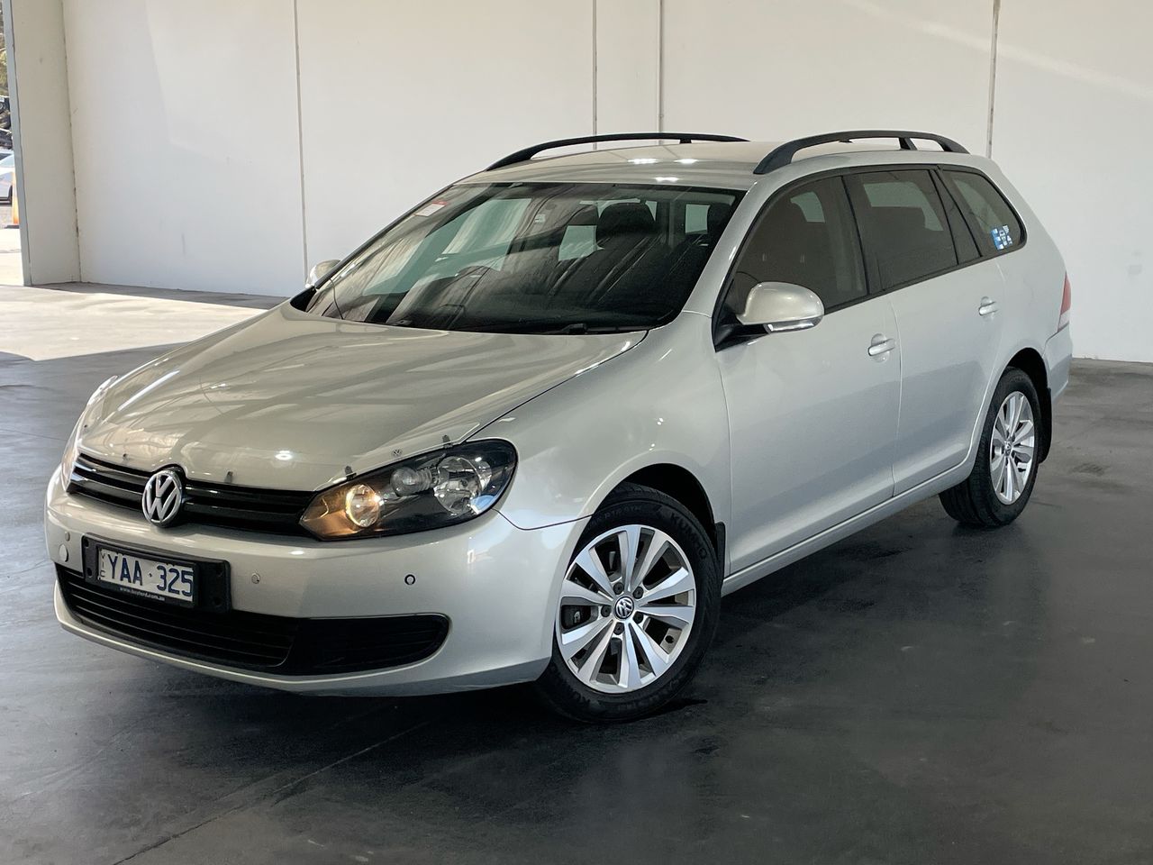 2010 Volkswagen Golf 77TDI Trendline A6 Turbo Diesel Automatic Wagon