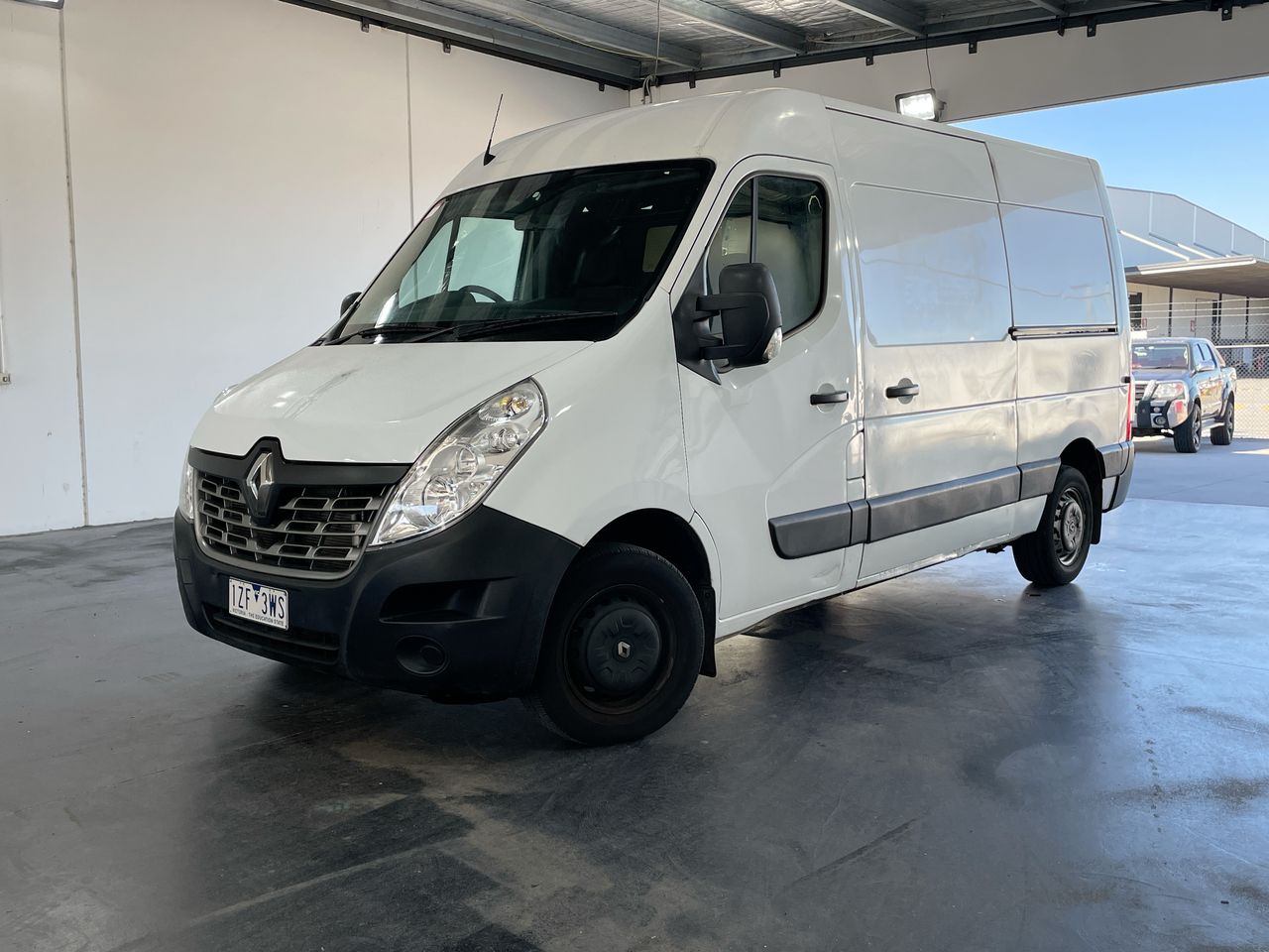 2018 Renault Master MWB MID ROOF Turbo Diesel Automatic Van