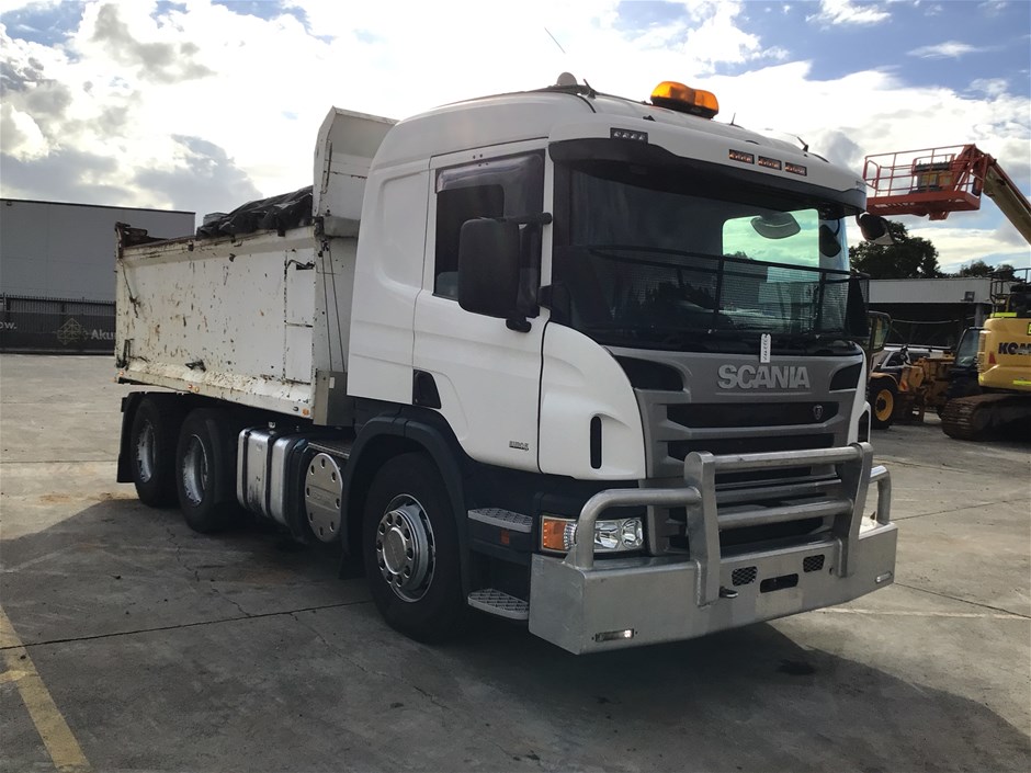 2014 Scania P440 Euro 5 6 x 4 Tipper Truck