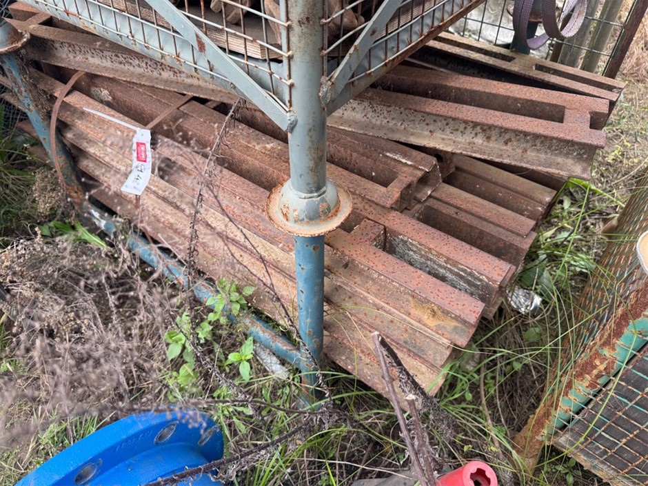 Scaffolding Components with Stillage Auction (0094-5059919) | Grays ...