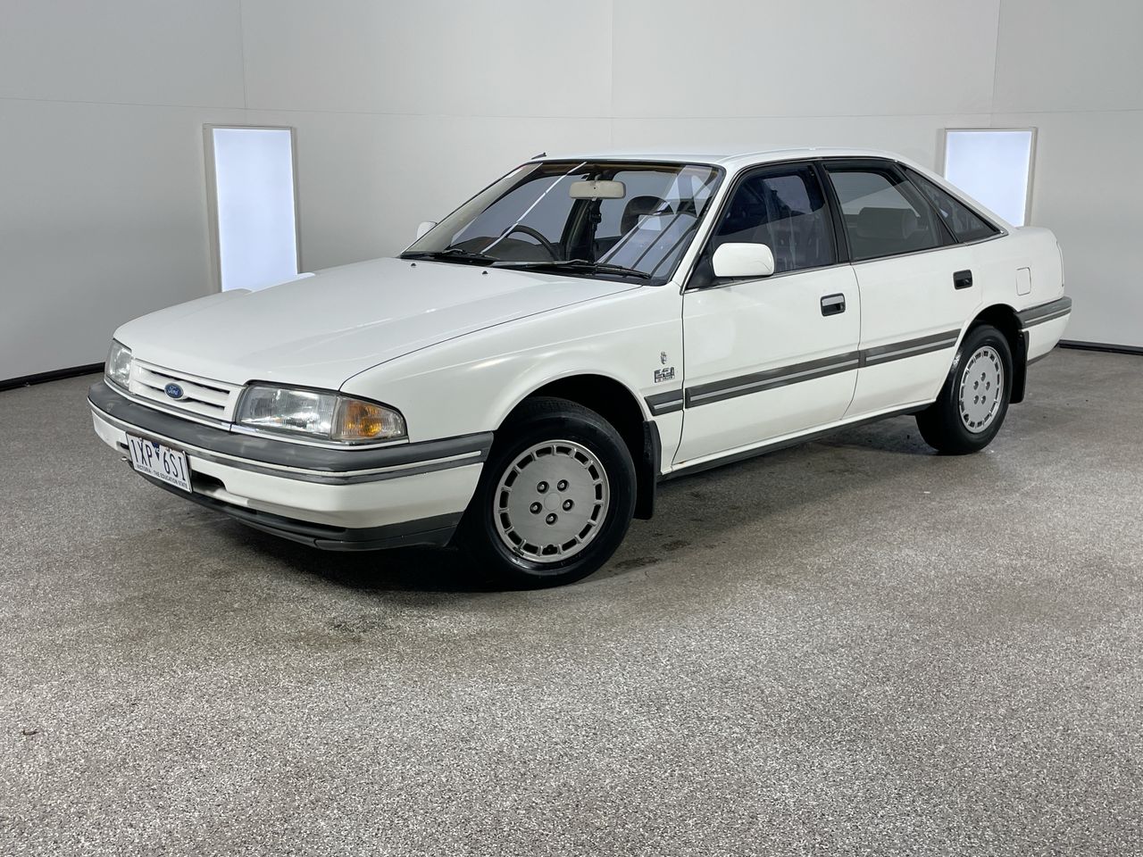 1988 Ford Telstar Automatic Hatch