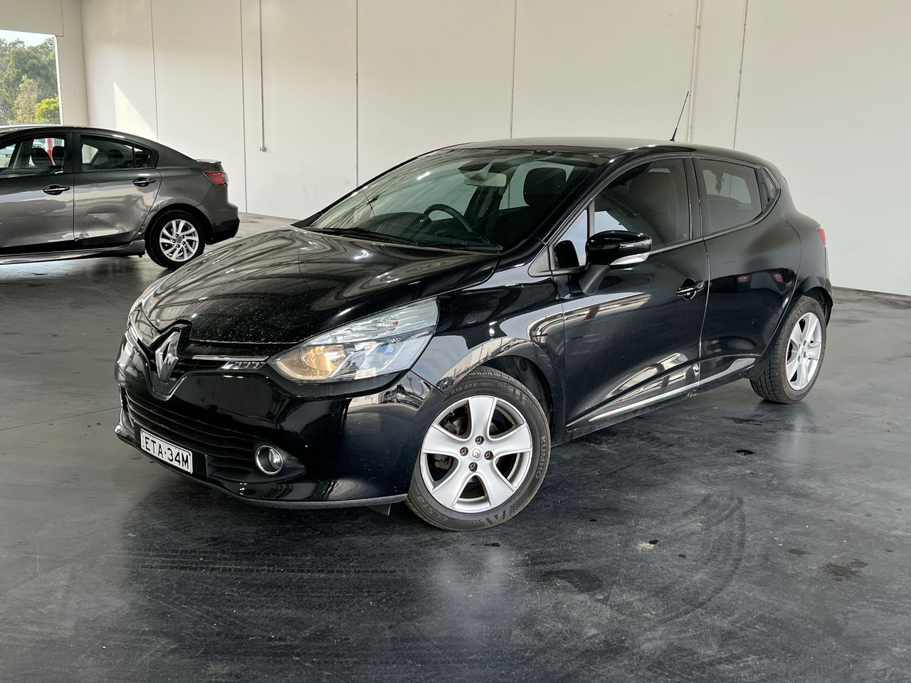 2016 Renault Clio Expression Automatic Hatchback