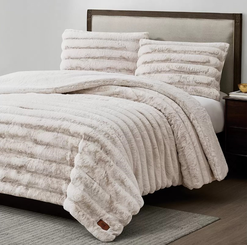 FRYE Channel Comforter King 3 Piece Set, Biscuit