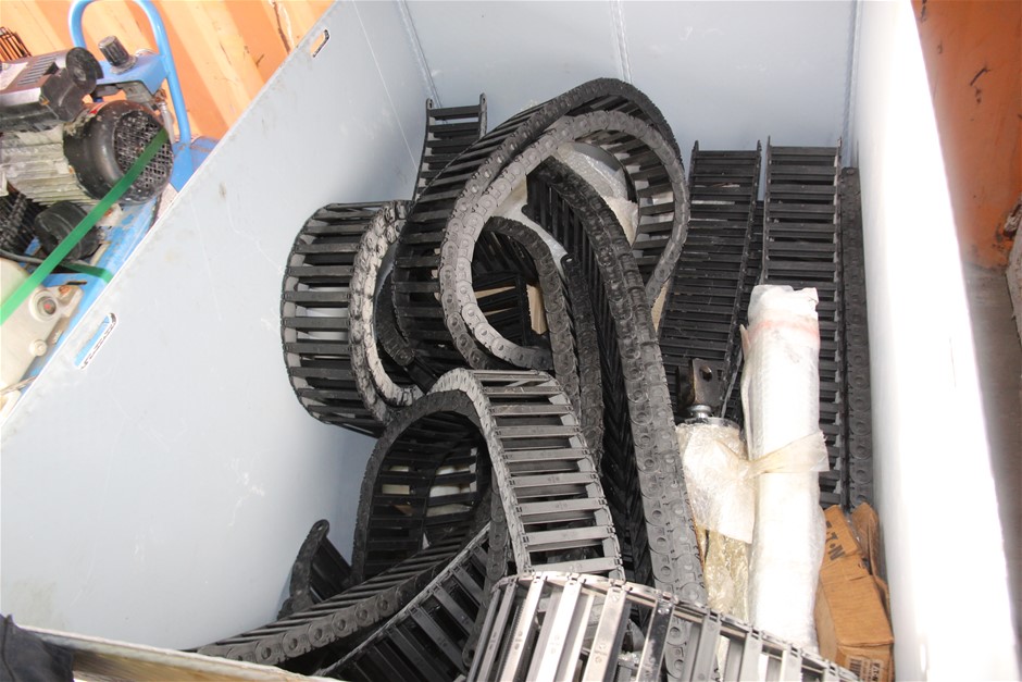 Poly Flexible Electrical Track in Poly Bin Auction (0467-5060037 ...