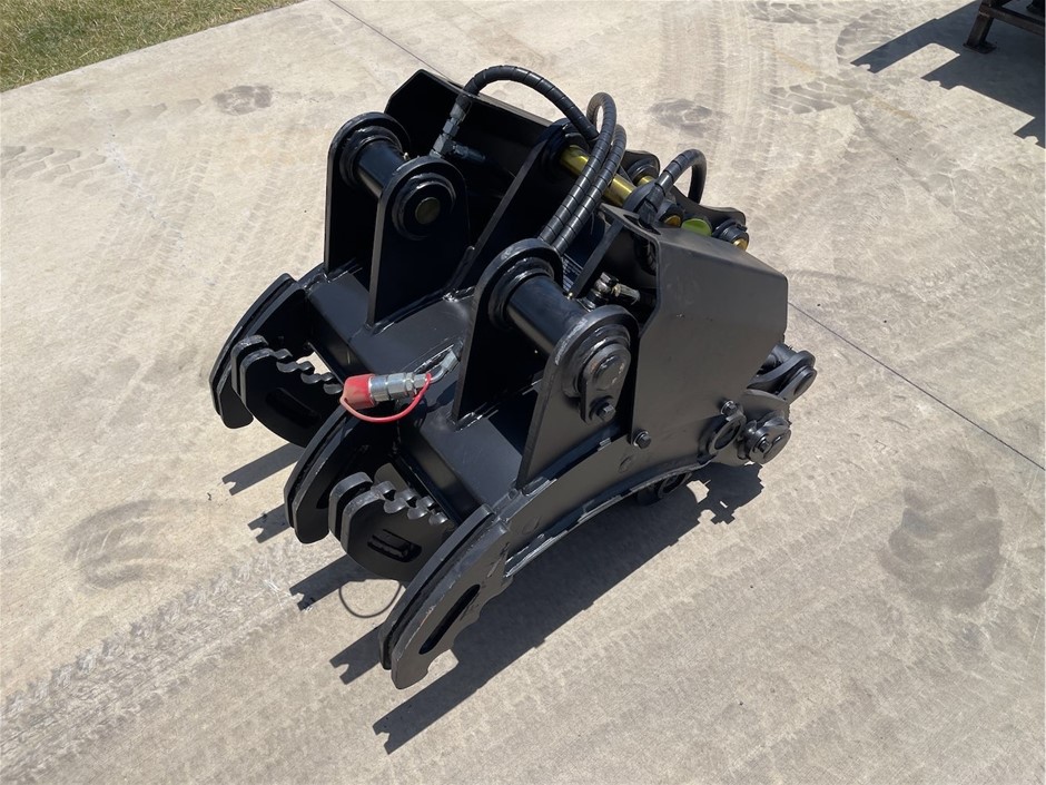 Dual Ram Hydraulic Grapple Attachment to Suit 3T Excavators (Unused)