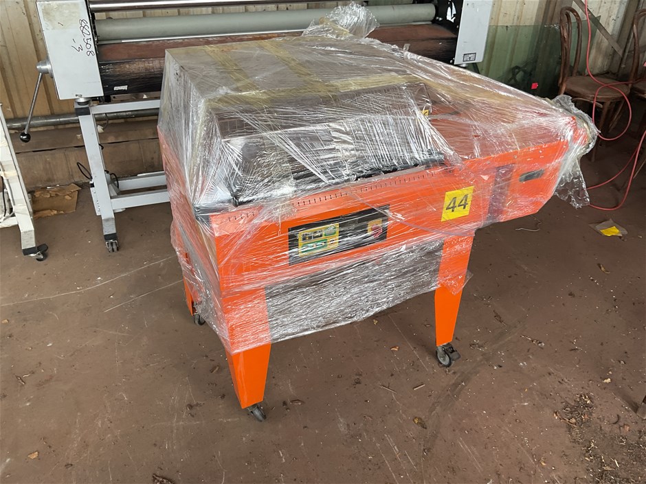 2000 Minipak Junior Shrink Wrapper Auction (0004-8020601) | Grays Australia