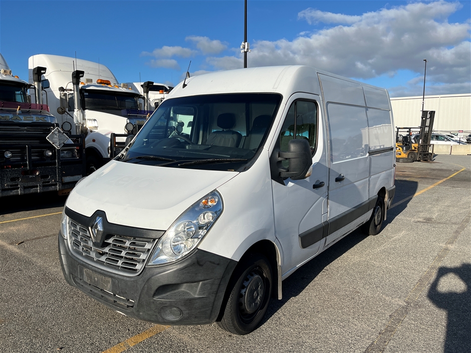 2019 Renault Master Refrigerated MWB MID ROOF Turbo Diesel Automatic Van