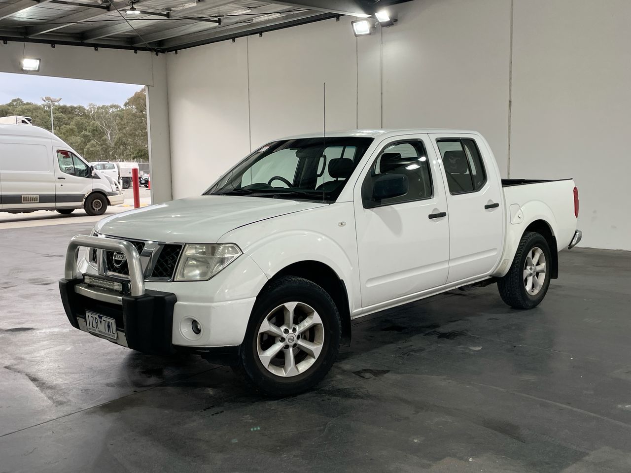 2011 Nissan Navara DUAL CAB RX 4X2 D40 Turbo Diesel 