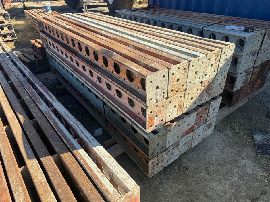 RMD Strongbacks Qty x20 Auction (0328-5059921) | Grays Australia