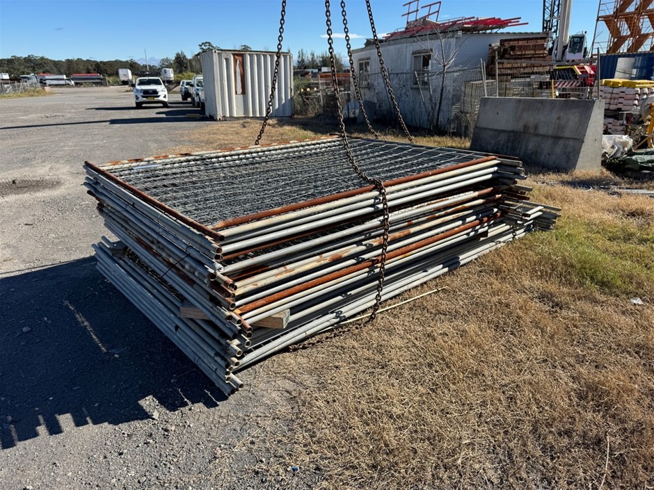 Temporary Fencing With Support Components Auction (0354-5059920 ...