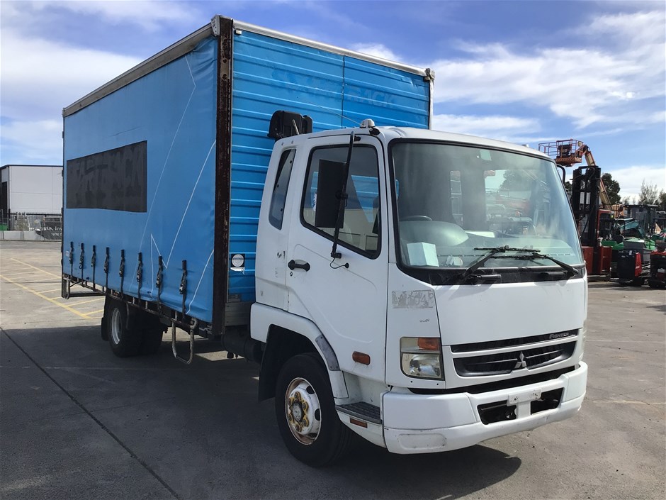 No Reserve 2008 Mitsubishi  FK600 4 x 2 Pantech Truck